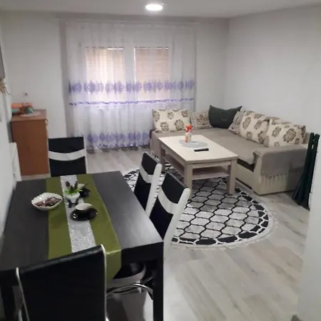 Apartmen Dijamant Διαμέρισμα *